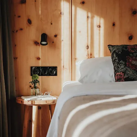 Bussi Baby Hotel 4*